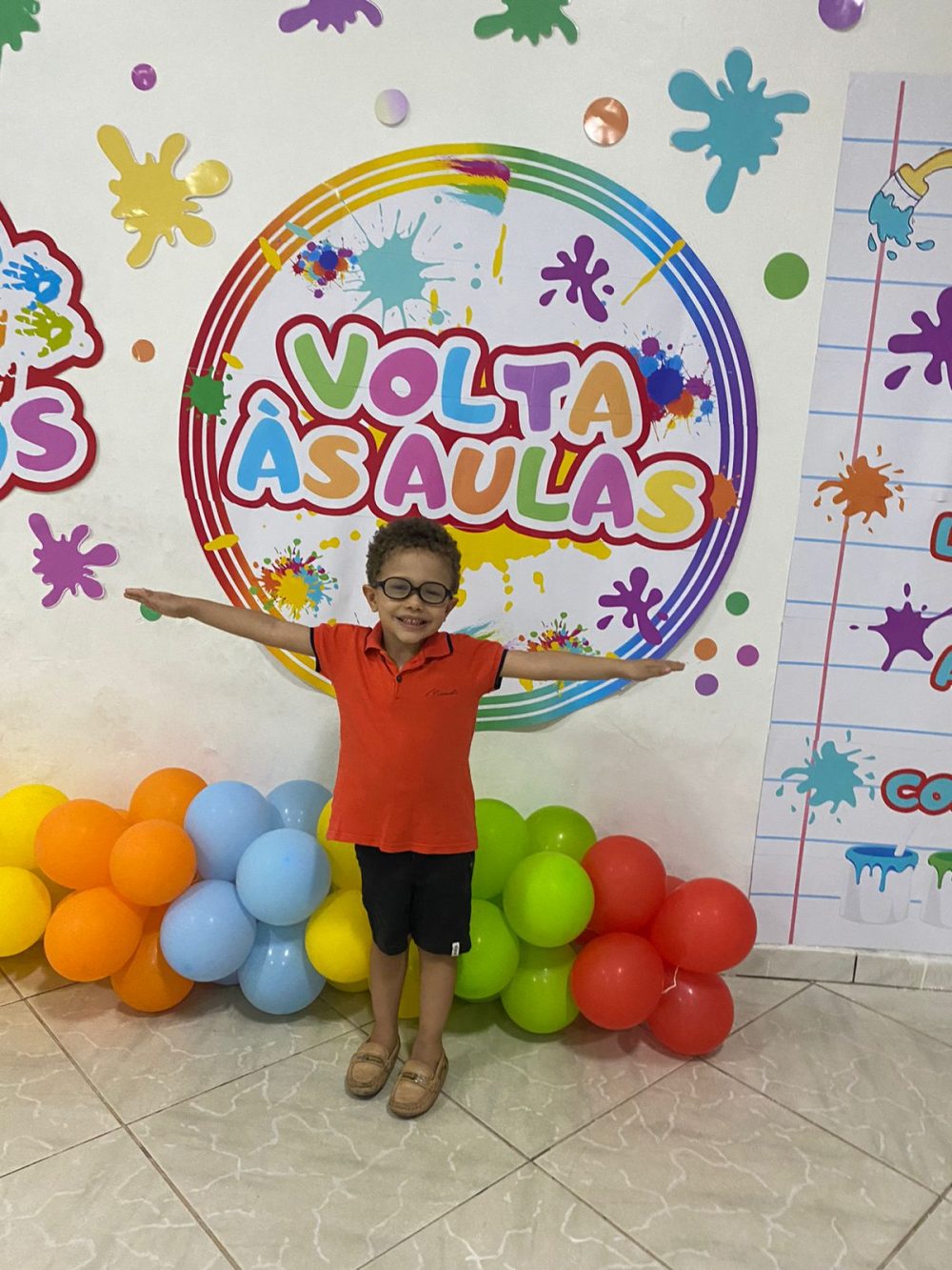 PAINEL VOLTA ÀS AULAS CORES - Imagem 3