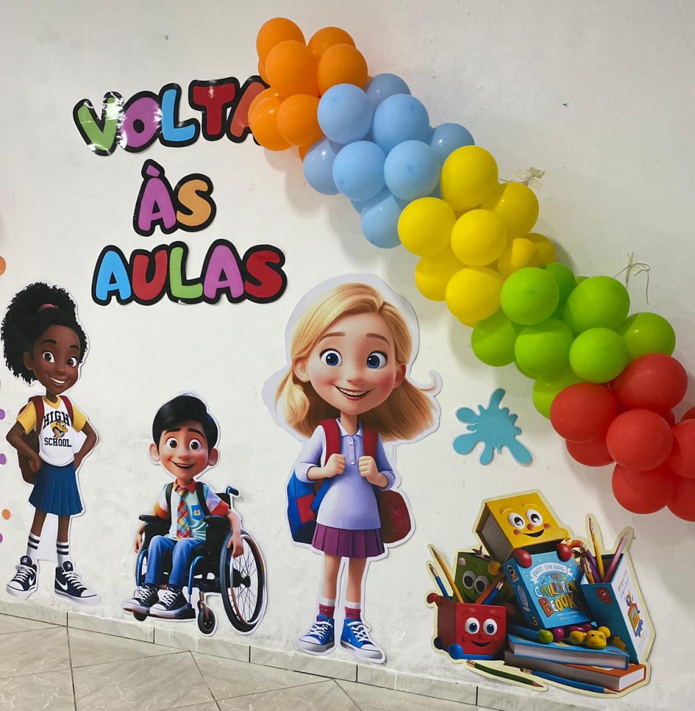 PAINEL VOLTA ÀS AULAS CRIANÇAS GIGANTES - Imagem 2