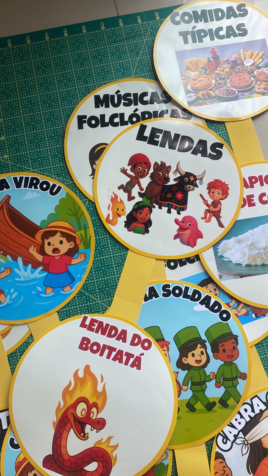 KIT GUARDA CHUVA DO FOLCLORE + GUARDA CHUVA DE HISTÓRIAS DA CUCA. - Imagem 2