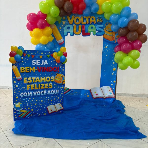 CENÁRIO PARA FOTOS VOLTA ÀS AULAS.